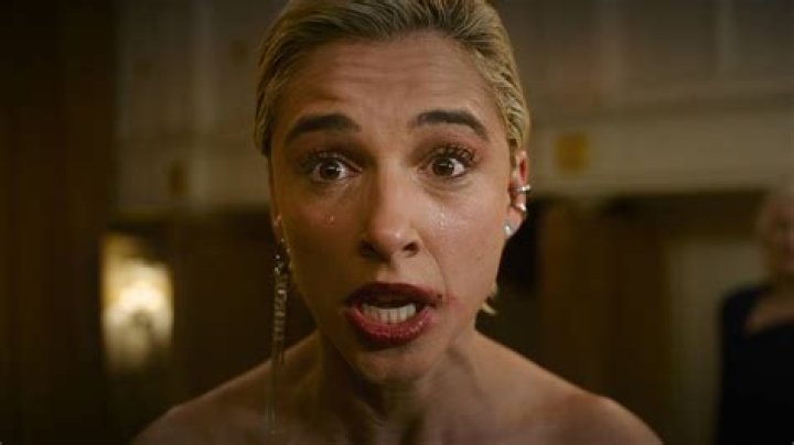 'You' Season 4 Ending Explained, What Happened To Joe Goldberg? - SarkariResult