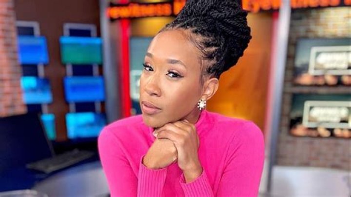 All About Riley Voelkel – She’s Leading The Industry For More Than A Decade