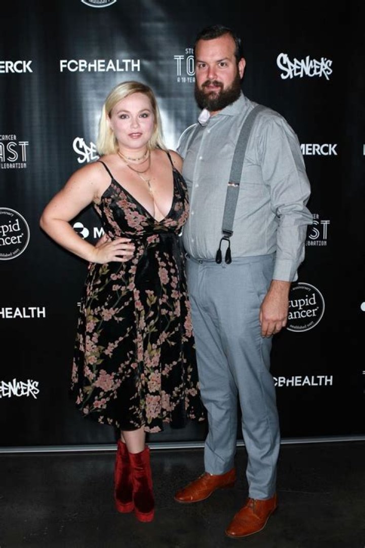 Amanda Fuller Married, Husband, Pregnancy, Net Worth, Facts, Wiki-Bio