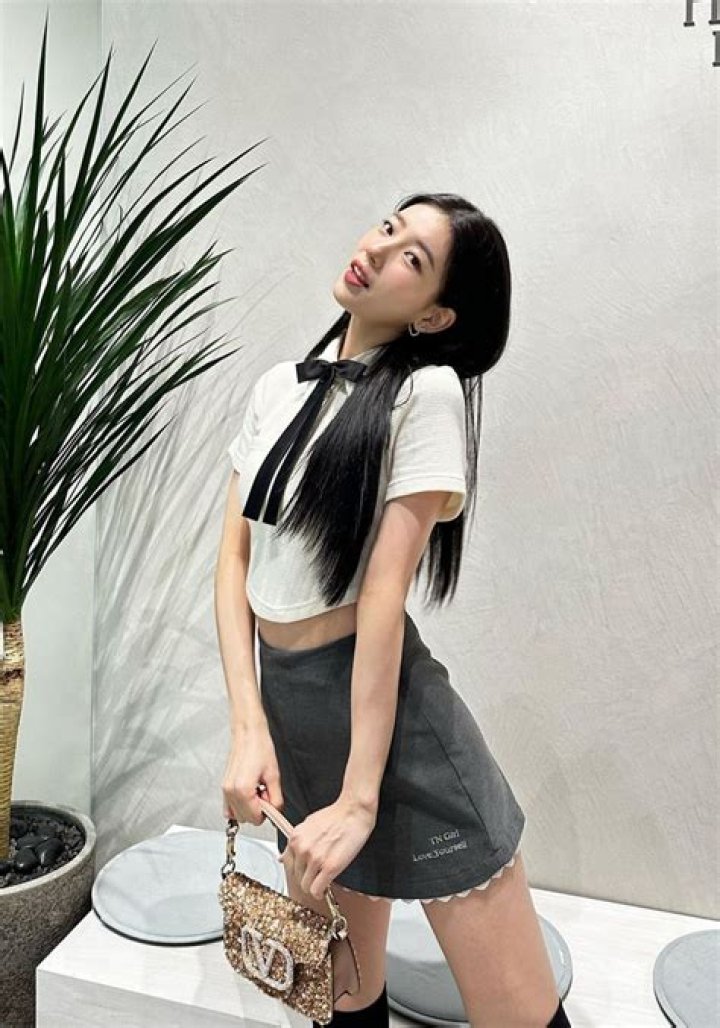 Bae Suzy Height, Weight, Measurements, Bra Size, Shoe Size