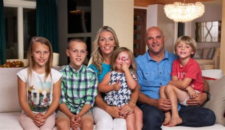 Bryan Baeumler Net Worth 2019, House. Meet his wife and children.