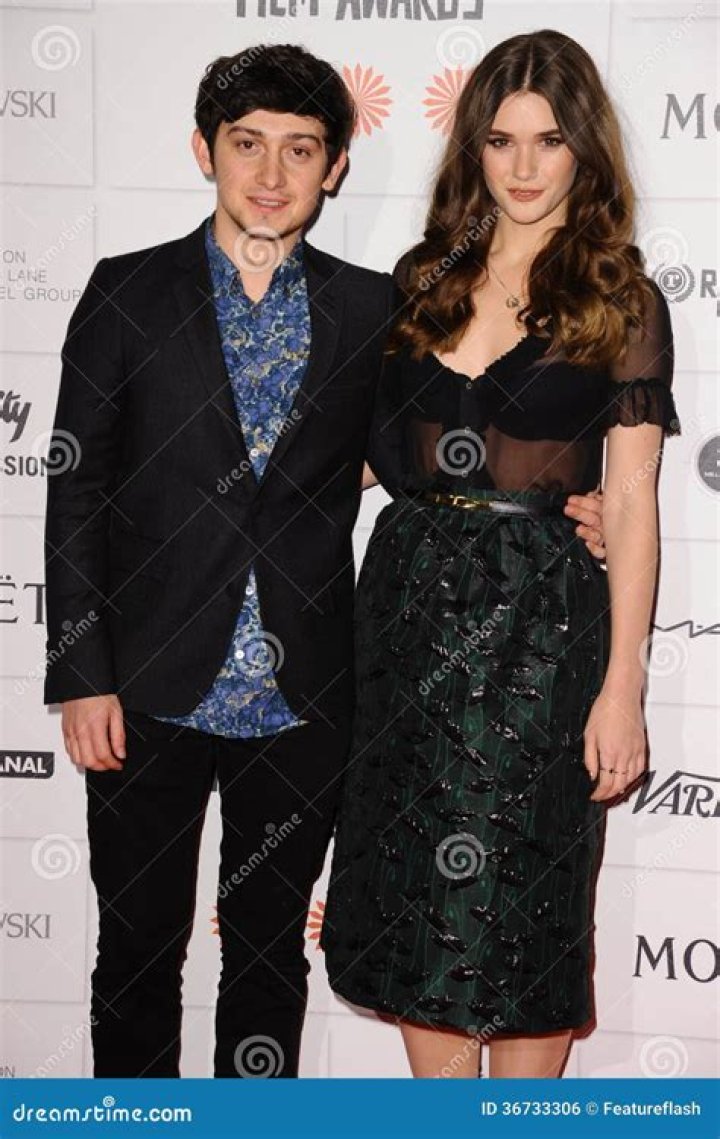 Craig Roberts Dating Sai Bennet, Wiki, Age, Height, Parents, Siblings