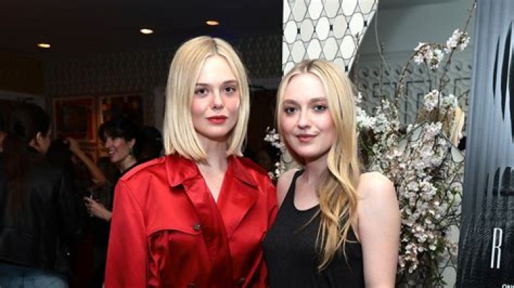 Dakota Fanning Ethnicity: Does She Has Irish Origin? Parents & Family - SarkariResult