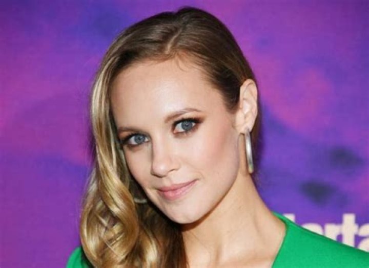 Danielle Savre Height, Weight, Measurements, Bra Size, Shoe Size