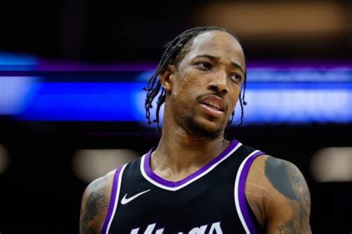 DeMar DeRozan Net Worth: Details About Stats, Trade, Age, Wife, Contract - SarkariResult