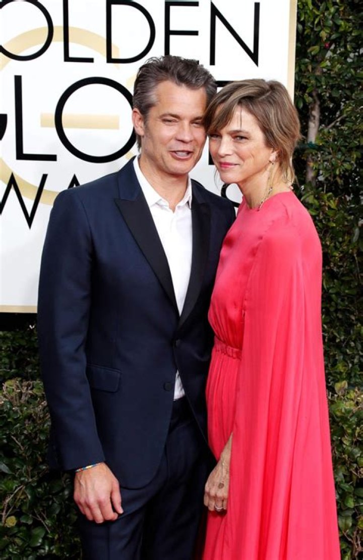 Everything We Know About Timothy Olyphant Wife’ Alexis Knief