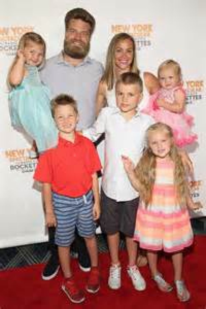 How Many Kids Does Ryan Fitzpatrick Have? Exploring the NFL Star Family Life - SarkariResult