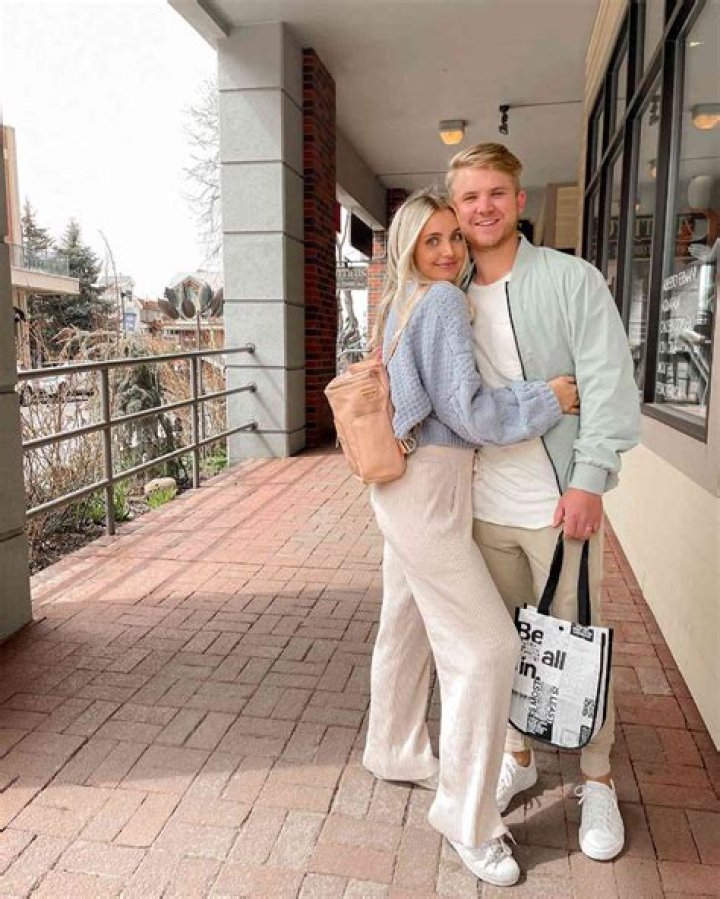 Is Mark Ferris gay? Details on Zoella and Mark Ferris relationship