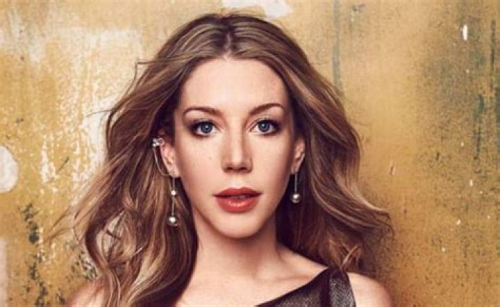 Katherine Ryan Height, Weight, Body Measurements, Bra Size, Shoe Size