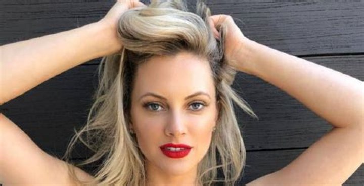 Nicole Arbour Height, Weight, Body Measurements, Bra Size, Shoe Size