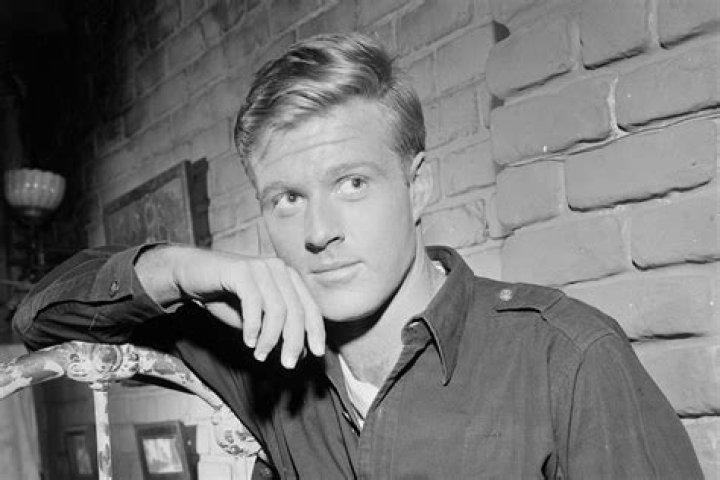 Robert Redford Height, Weight, Body Measurements, Shoe Size