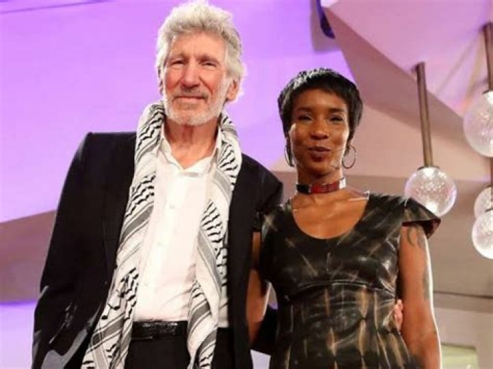 Roger Waters Net Worth: Details About Music, Earnings, Wife, Age, Career - SarkariResult