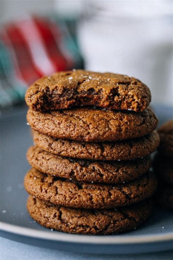 Soft & Chewy Ginger Molasses Cookies