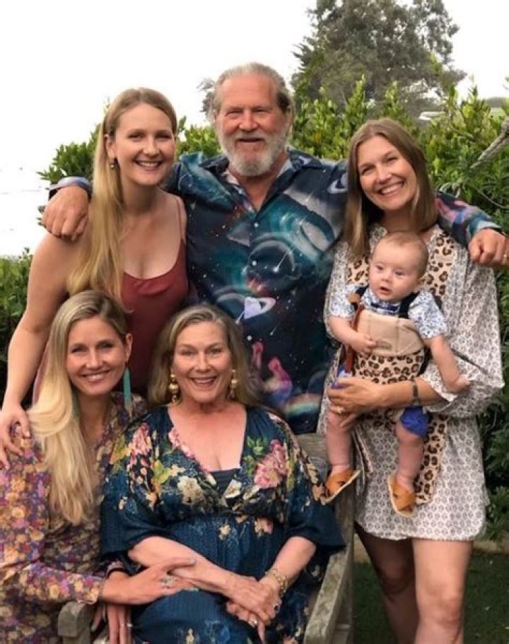 Susan Geston Married Husband Jeff Bridges, Children, Net Worth, Facts, Wiki-Bio