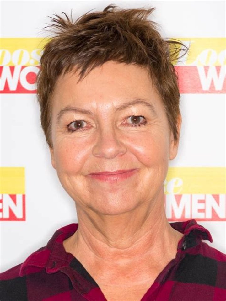 Tessa Peake Jones Net Worth, Earnings, Married, Divorce, Facts, Wiki-Bio
