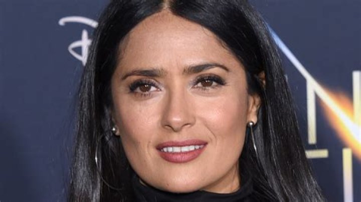 What is Salma Hayek Net Worth? – Untold Facts About Mexican-American Star