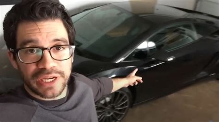 What is Tai Lopez Net Worth? All About Alleged Scam Entrepreneur